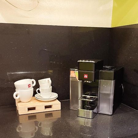 ミラノAccogliente Loft A 8 Min Dal Duomoアパートメント エクステリア 写真