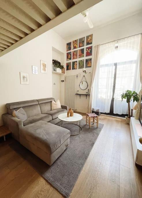 ミラノAccogliente Loft A 8 Min Dal Duomoアパートメント エクステリア 写真